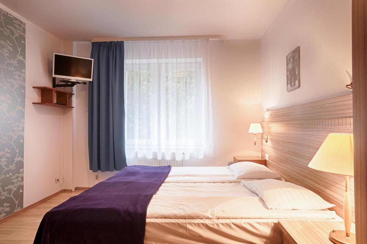 Pod Arkadami Otel Darlowko Dış mekan fotoğraf
